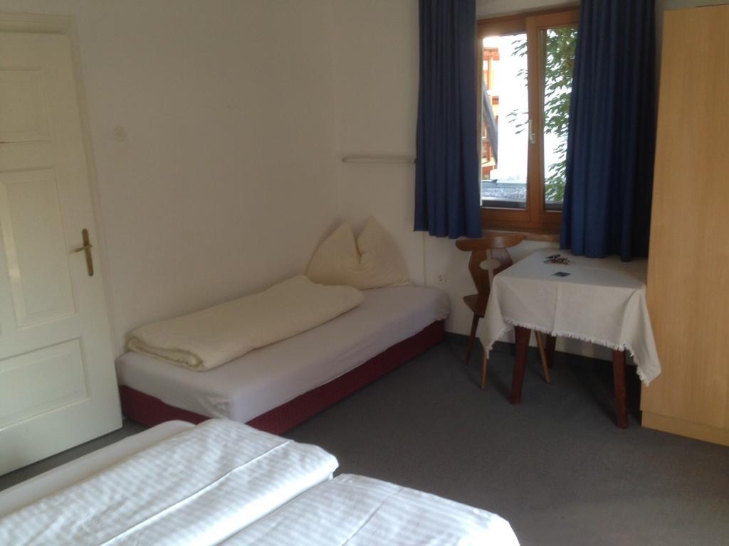 Apartament Haus Riedl Seefeld w Tirolu Pokój zdjęcie